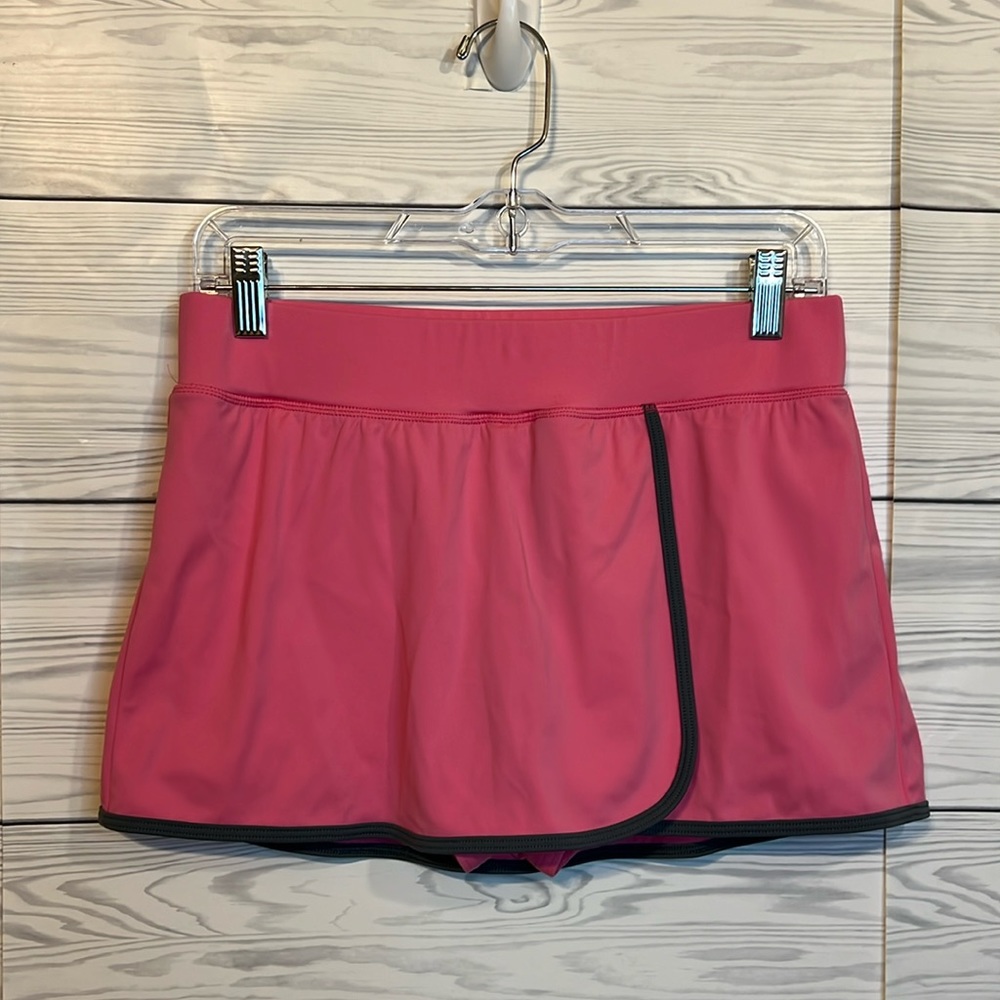 Size 4  Lands End Skort